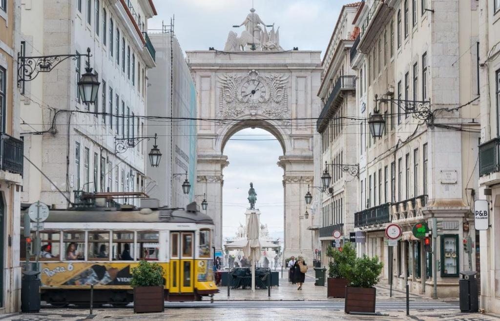 Quarto Com Varanda Na Rua Dos Douradores Lisboa Ngoại thất bức ảnh