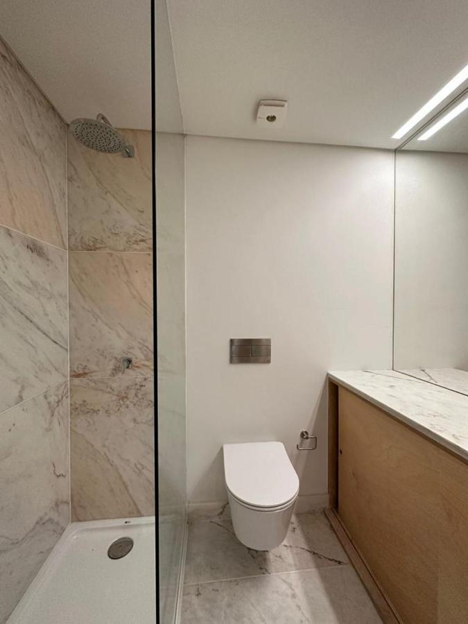 Quarto Com Varanda Na Rua Dos Douradores Lisboa Ngoại thất bức ảnh